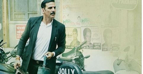 BOX OFFICE: 'Jolly LLB 2' mints over Rs 13 crore on opening day BOX OFFICE: 'Jolly LLB 2' mints over Rs 13 crore on opening day