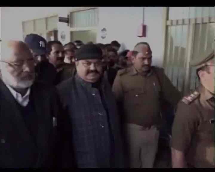 Allahabad: Samajwadi Party's criminal-politician Atique Ahmed jailed Allahabad: Samajwadi Party's criminal-politician Atique Ahmed jailed