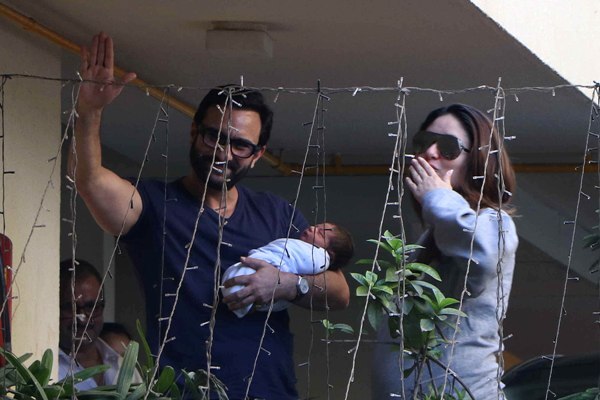 This godly photo of Kareena, Saif's little prince will make your jaw drop
