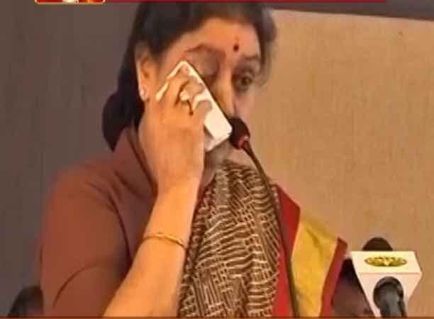 Emotional card: Sasikala breaks down while addressing AIADMK MLAs at Golden Bay resort in Kuvathur Emotional card: Sasikala breaks down while addressing AIADMK MLAs at Golden Bay resort in Kuvathur