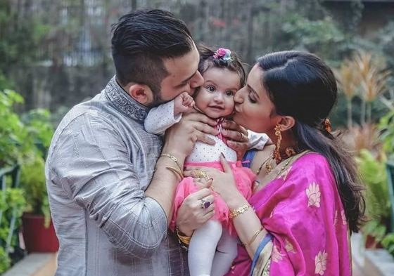 Ex-Bigg Boss contestant Dimpy Ganguly's photoshoot with hubby and daughter Reanna will make you go aww Ex-Bigg Boss contestant Dimpy Ganguly's photoshoot with hubby and daughter Reanna will make you go aww