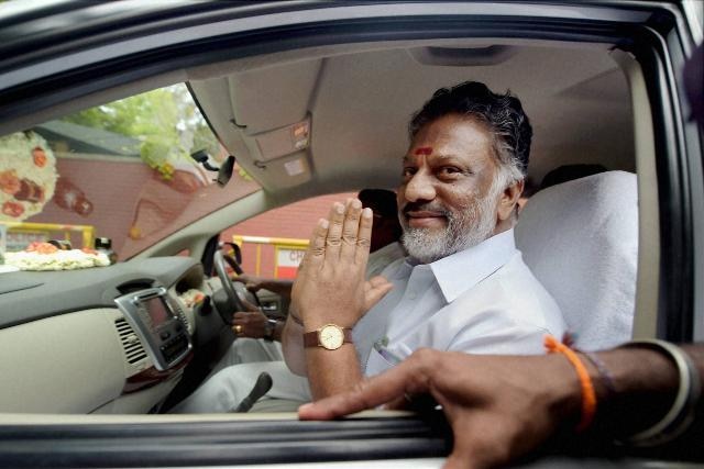 We will not let AIADMK go into hands of few of Sasikala's family members: Panneerselvam We will not let AIADMK go into hands of few of Sasikala's family members: Panneerselvam