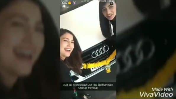 The gorgeous model and actress, Gauahar Khan, just became a proud owner of a brand new Audi Q7 Limited Edition on February16, 2017. Gauahar went with her bestie Bani J to pick up her new car from the showroom. (Picture credit: Instagram- lovequeengk)