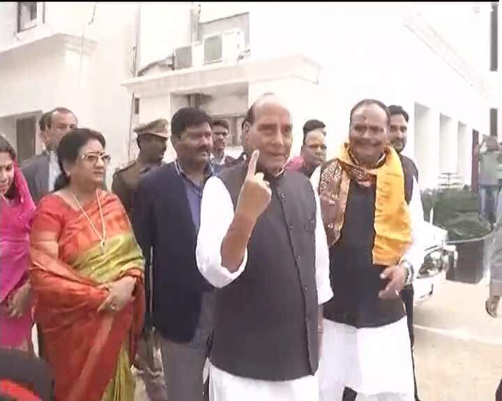 Uttar Pradesh election 2017: Rajnath Singh casts vote in Lucknow, says 'I'm confident that we will win' Uttar Pradesh election 2017: Rajnath Singh casts vote in Lucknow, says 'I'm confident that we will win'