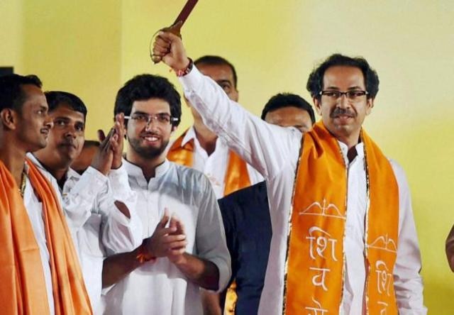 3 independent corporators declare support to Shiv Sena taking its tally to 87 3 independent corporators declare support to Shiv Sena taking its tally to 87