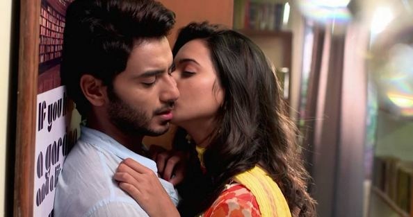 JAANA NA DIL SE DOOR: Atharv and Vividha post-leap look REVEALED JAANA NA DIL SE DOOR: Atharv and Vividha post-leap look REVEALED