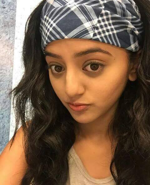 HELLY SHAH: An uncontrolled mind can lead you to live a disastrous life. You cannot win your targets when you lose focus and fall prey to your desires and addictions. Therefore, it’s necessary to keep your mind aligned to your goals and heart too. Lord shiva is god of meditation. I feel he inspires me to be focused. I am a big devotee of shiva.