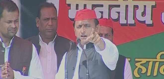 UP election 2017: Akhilesh Yadav challenges PM Narendra Modi for debate on demonetisation UP election 2017: Akhilesh Yadav challenges PM Narendra Modi for debate on demonetisation