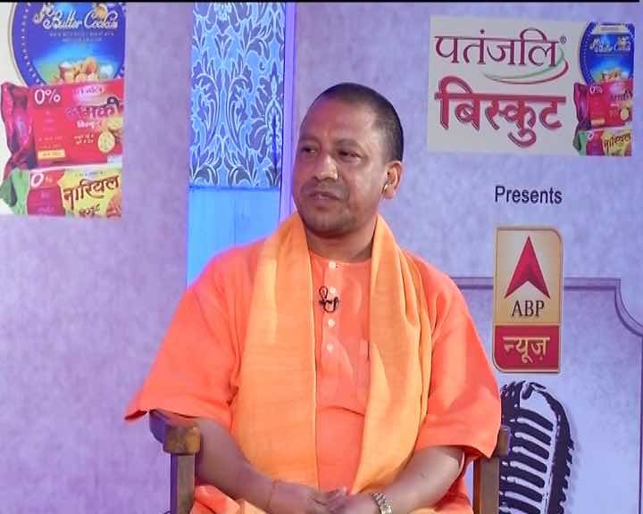 Ghoshnapatra: Guns must be distributed for defence, says Yogi Adityanath Ghoshnapatra: Guns must be distributed for defence, says Yogi Adityanath