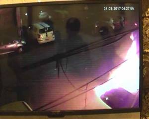 Delhi: Watch miscreants, over road rage, set SUV Fortuner on fire parked outside house