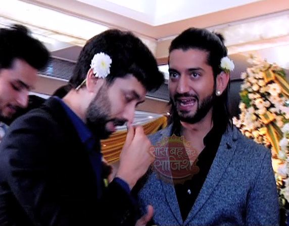 Wedding reception of Ishqbaaz actress Navina Bole was star-studded affair