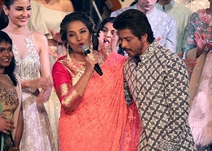 Bollywood actors Shahrukh Khan, Anushka Sharma and Shabana Azmi during the Mijwan Summer 2017 fashion show in Mumbai, India on March 5, 2017. (Utsav Devdutta/SOLARIS IMAGES)