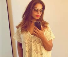 Bipasha Basu slammed for being \'unprofessional\' & throwing tantrums, actress hits back