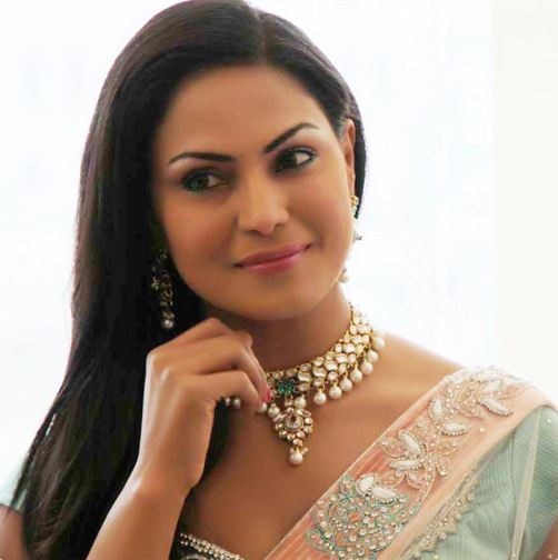 Pakistani actress Veena Malik gets divorce Pakistani actress Veena Malik gets divorce
