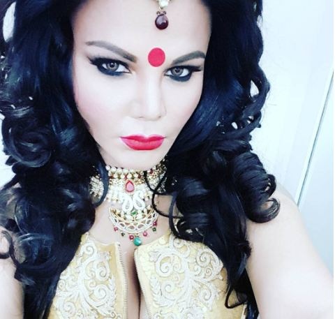 Rakhi Sawant's dressing room MMS goes viral  Rakhi Sawant's dressing room MMS goes viral