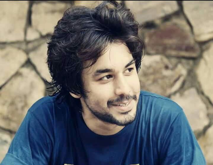 MANISH GOPLANI: The celebrations with colors of Holi have spread all over the country. These colors also carry the message of love, brotherhood, and truth. So whenever we splash Holi colors on somebody, we give them a promise of being truthful, maintain brotherhood lifelong and shower with all the possible love throughout your life.I love enjoying the festival playing with colors, also cheat my diet with yummy food.
