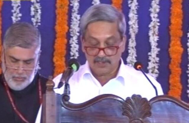 Manohar Parrikar sworn in as Goa CM  Manohar Parrikar sworn in as Goa CM