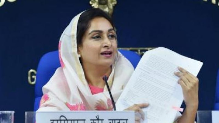 Kejriwal has lost mental balance, should meditate: Harsimrat Kejriwal has lost mental balance, should meditate: Harsimrat