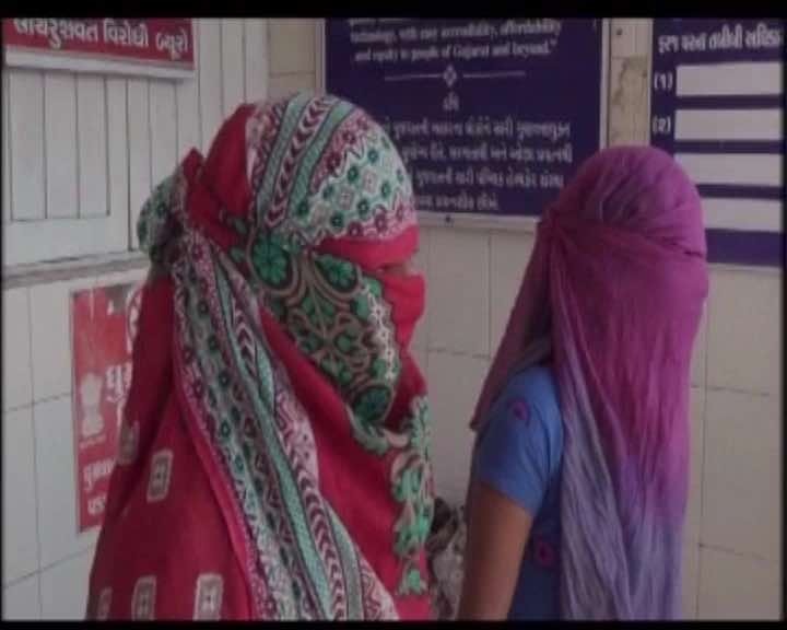 Dahod, Gujarat: Two girls gang-raped in front of father in moving SUV Dahod, Gujarat: Two girls gang-raped in front of father in moving SUV