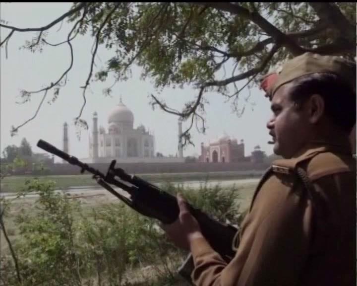 Islamic State threatens to attack Taj Mahal, security beefed up Islamic State threatens to attack Taj Mahal, security beefed up