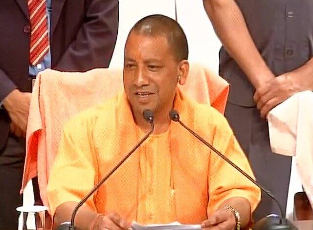 On day One, Yogi tells bureaucrats to perform On day One, Yogi tells bureaucrats to perform
