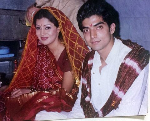 LEAKED PICTURES From TV Couple Gurmeet Choudhary Debina Bonnerjee’s SECRET wedding