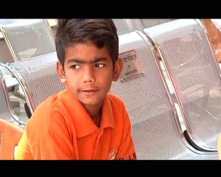 Meet the 12-yr-old who calls himself as Yogi Adityanath's right hand Meet the 12-yr-old who calls himself as Yogi Adityanath's right hand Meet the 12-yr-old who calls himself as Yogi Adityanath's right hand