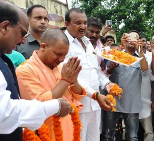 Yogi's new order: UP CM bans paan masala, gutka, polythene in all government offices Yogi's new order: UP CM bans paan masala, gutka, polythene in all government offices
