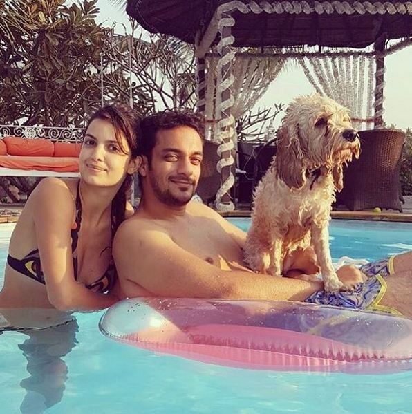 Ahem Ahem! Couple Goals. (Image Courtesy - Instagram/natasastankovic__)