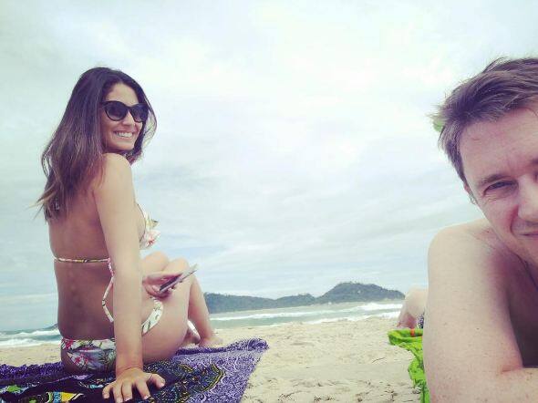 The hottie is having gala time with her Scottish boyfriend Al (PC: Instagram/Bruna Abdullah)