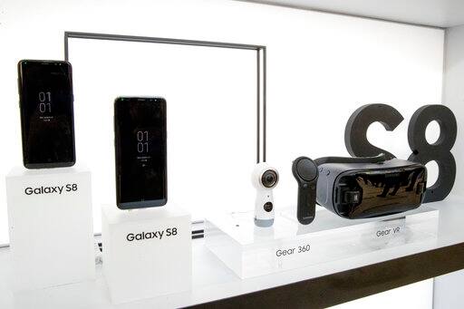 Both these handsets come with OLED screens with minimal bezel, which Samsung likes to call Infinity Display. The S8+ sports a 6.2-inch display whereas the S8 settles for the 5.8-inch screen. It is also among the first wave of phones to feature Corning's Gorilla Glass 5 on both the front and back. PIC/AP.