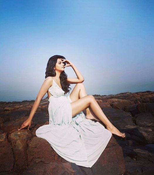 (Image Courtesy - Instagram/Dalljiet Kaur)