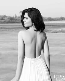 NEVER SEEN BEFORE: Daljeet Kaur looks HOT AS HELL In Her NEW PHOTOSHOOT