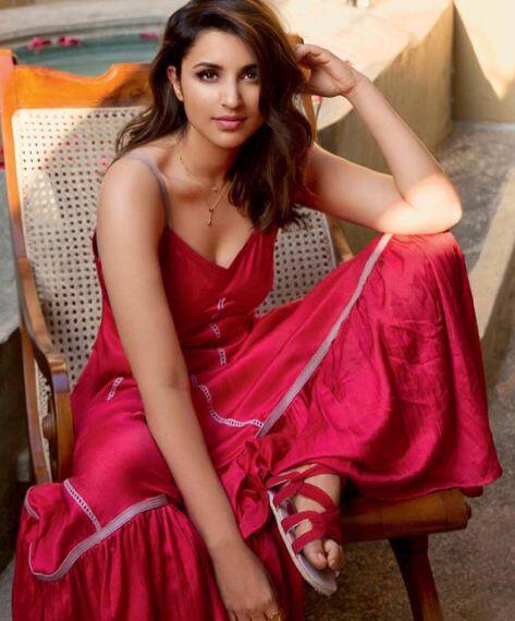 Recently, Parineeti did a photoshoot for a magazine and she looks glamorous. (PC: Instagram/yashrajfilmstalent)