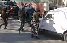Militants attack CRPF vehicle in Srinagar, 6 jawans injured