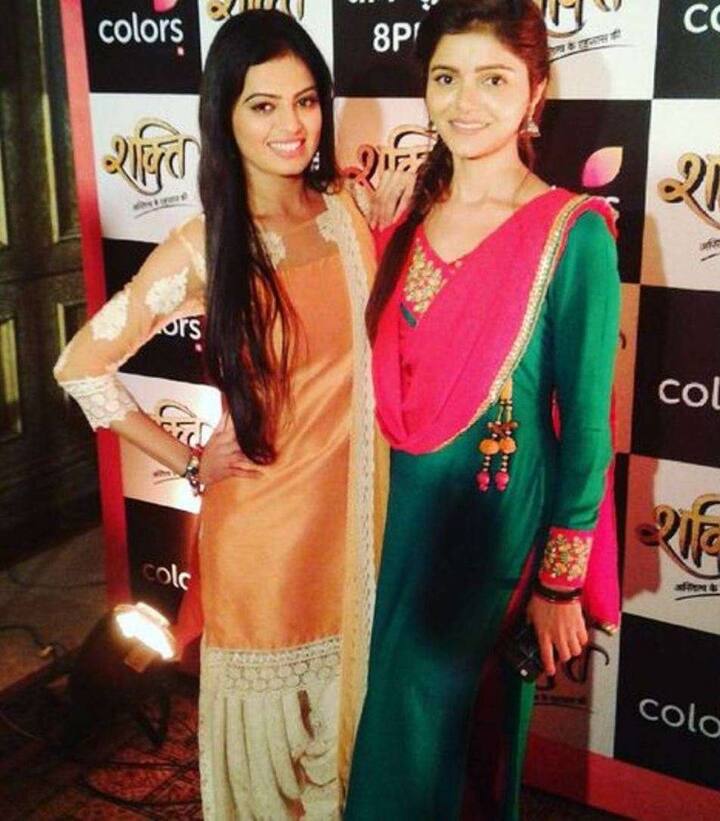 Colors TV actress Rubina Dilaik aka Soumya of ‘Shakti - Astitva Ke Ehsas Ki’ has posted her bikini pictures many times but her on-screen sister Roshni Sahota has first time disclosed her bold side.