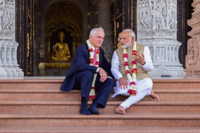 Australian PM Turnbull, Modi take Metro to visit Akshardham Temple