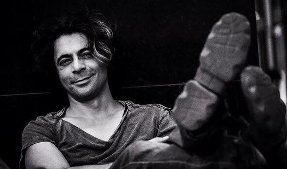 Sunil Grover hits back Kapil Sharma with a shoe on social media Sunil Grover hits back Kapil Sharma with a shoe on social media