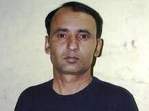 Pak sentences death penalty for \'Indian spy\'; But India treats Pakistani spy with courtesy