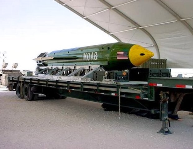 US drops biggest non-nuclear bomb to hit Islamic State in Afghanistan US drops biggest non-nuclear bomb to hit Islamic State in Afghanistan