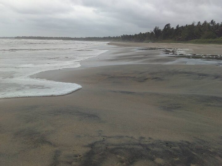 8 students of Belgaum's Maratha Mandal Engineering College drown in sea at Wairy beach 8 students of Belgaum's Maratha Mandal Engineering College drown in sea at Wairy beach