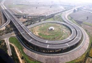 Yogi Govt orders inquiry into Akhilesh’s dream Lucknow-Agra Expressway project