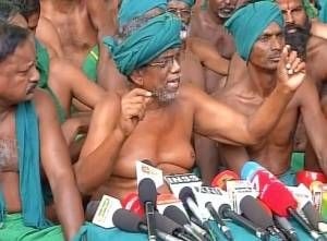 Tamil Nadu farmers 'temporarily' call off their 41-day-long protest  Tamil Nadu farmers 'temporarily' call off their 41-day-long protest