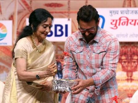 Veteran actress Vyjayanthimala was also honoured at the ceremony. (SOLARIS)