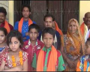 20 Muslims convert to Hinduism in UP's Faizabad