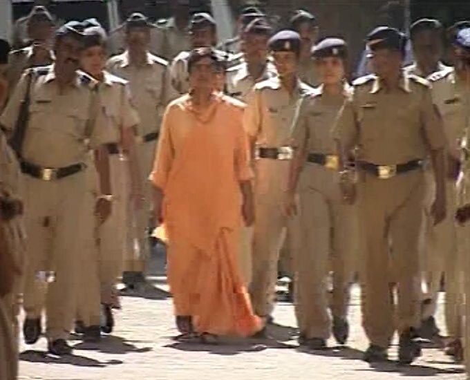 Bombay HC grants bail to Sadhvi Pragya Singh Thakur in Malegaon Blast case Bombay HC grants bail to Sadhvi Pragya Singh Thakur in Malegaon Blast case