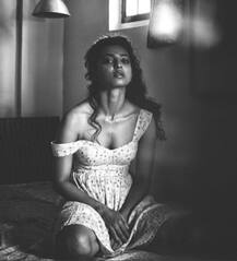 Top Drool-Worthy Pictures Of Beautiful Radhika Apte