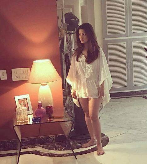 Riya is daughter of veteran actress Moon Moon Sen. Her elder sister Raima Sen is also part of the industry. (PC: Instagram)