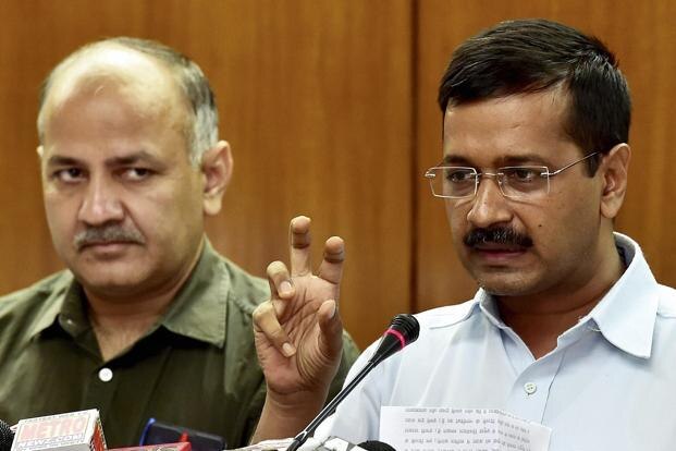 Arvind Kejriwal-Manish Sisodia may go to Kumar Vishwas' house: Sources Arvind Kejriwal-Manish Sisodia may go to Kumar Vishwas' house: Sources