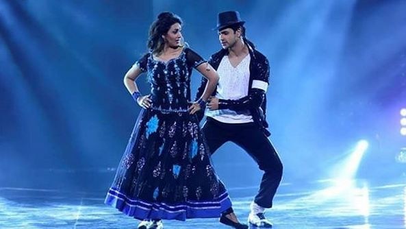 NACH BALIYE 8: Divyanka Tripathi-Vivek Dahiya get the HIGHEST scores NACH BALIYE 8: Divyanka Tripathi-Vivek Dahiya get the HIGHEST scores